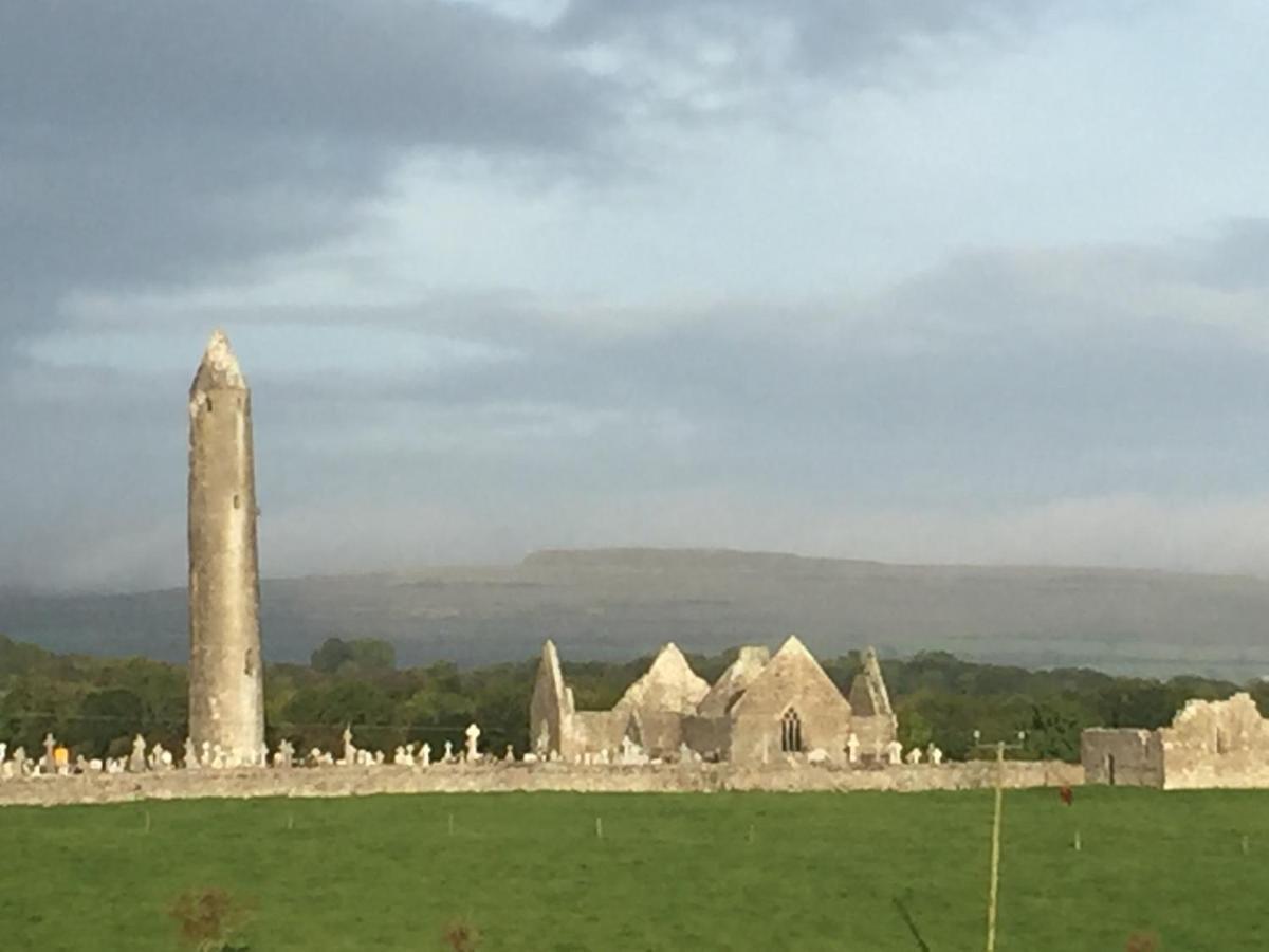 The Burren Barn Villa Tubber Bagian luar foto